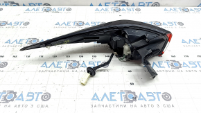 Lampă aripă exterioară dreapta Mitsubishi Outlander 22-26