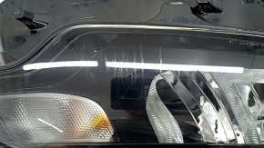 Фара передняя правая в сборе Jeep Compass 22-26 LED без крепления, грязная изнутри, потерта