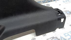 Ornamente montan central stânga jos Mitsubishi Outlander 22-26, negru, plastic alb, zgârieturi