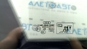 Форточка глухое стекло задняя левая Audi Q5 80A 18-25 тонировка с хром молдингом, царапины на хроме