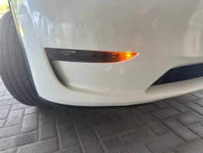 Proiector ceață dreapta Tesla Model 3 18-23 cu semnalizator, fără corector, lustruibil, bec principal ars