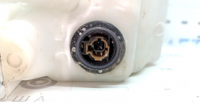Rezervor de spălare Mazda 3 19-26 cu senzor, fabricat în Japonia, cu senzor, fără gât de umplere și motoare