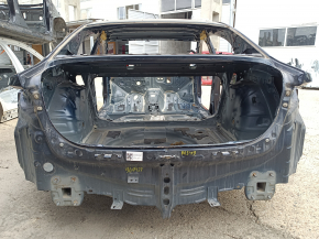 Задняя панель Mazda 3 19-26 4d на кузове, синяя
