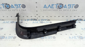 Prag interior ușă stângă față negru Volvo XC90 16-23 cu inserție cromată, zgârieturi