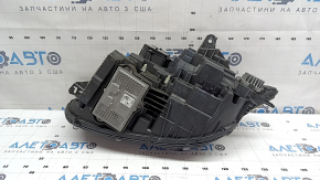Ansamblu far LED față dreapta Volvo XC90 16-17, zgârieturi, vopsea exfoliată, pânză de păianjen, necesită lustruire