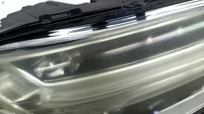 Ansamblu far LED față dreapta Volvo XC90 16-17, zgârieturi, vopsea exfoliată, pânză de păianjen, necesită lustruire