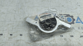 Сайлентблок нижнего рычага передний правый Lexus GS300 GS350 GS430 GS450h 06-11
