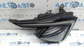Far dreapta față pentru Kia Sportage 23-24, halogen+LED, lampă reflectorizantă cu MFR, X-Line, X-Pro, cu suporturi, lac aplicat
