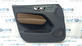 Panou ușă stânga față negru pentru Volvo XC60 18-26, cotieră și inserție din piele Nappa maro, cu ornamente Harman Kardon, rupturi, zgârieturi, necesită curățare