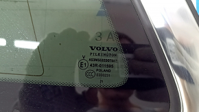 Geam spate stânga, geam orb, Volvo XC60 18-26, fără tuner TV, cu antenă, fumuriu, cu ornament cromat, Pilkington