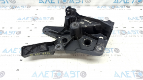 Suport aripă stânga față inferioară Volvo XC60 18-26 tip 2