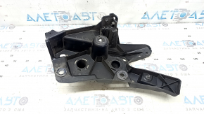 Suport aripă dreapta față inferioară Volvo XC60 18-26 tip 2