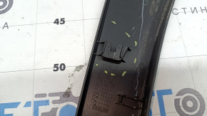 Ornament aripă spate dreapta pentru Hyundai Santa Fe 24-26, negru, cu reflector, elemente de fixare crăpate