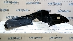 Подкрылок передний правый Mazda3 03-09