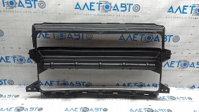 Воздуховод радиатора Polestar 2 21-25