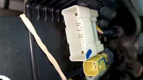 Bancheta stânga spate, rândul 2, Hyundai Santa Fe 2024-2026, cu airbag, piele gri, cu centură și cotieră, electrică, curățabil chimic