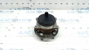 Butuc spate stânga Hyundai Santa Fe 24-26 FWD