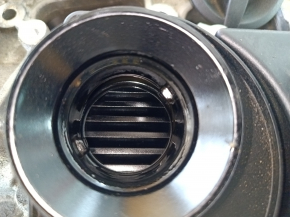 Motor Volvo XC90 16-18 B4204T23 2.0T T5 158kW, pornit, compresie 13-13-13-13, coroziune profundă în cilindrul 2