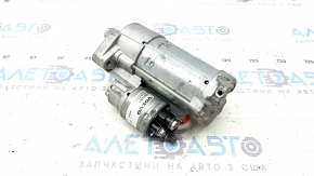 Demarorul la un Volvo XC90 16-22 este ruginit.