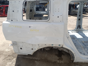 Aripă spate dreapta Hyundai Santa Fe 24-26 pe caroserie, albă, lovită