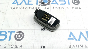 Плафон освещения задний правый Hyundai Santa Fe 24-26 серый, без панорамы