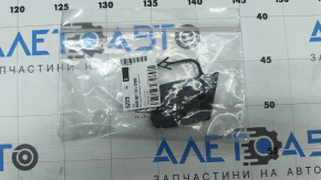 Заглушка буксировочного крюка переднего бампера Audi Q7 20-24
