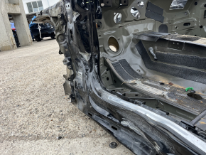 Четверть передняя левая Audi A5 F5 18-25 5D на кузове, черная, замята