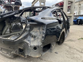 Четверть крыло задняя правая Audi A5 F5 18-25 5D на кузове, черная, не заводское отверстие, тычки