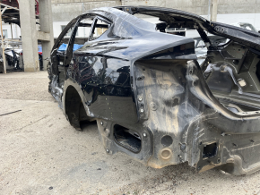 Aripă spate stânga Audi A5 F5 18-25 5D pe caroserie, neagră, lovită