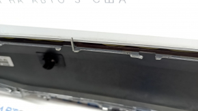 Bara spate nefinisată pentru Mercedes W213 E 17-20 cu senzori de parcare, fără mulaje, pachet AMG, argintiu, crăpături, zgârieturi, elemente de fixare rupte, element de fixare BSM desprins