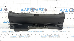 Ornamente negre pentru deschiderea portbagajului Mercedes W213 E 17-23, zgâriate, suport defect