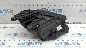 Фара передняя левая в сборе Mercedes W213 E 17-19 LED, скол