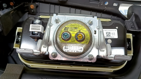 Торпедо передняя панель с AIRBAG Ford Fusion mk5 17-20 коричневая с бежевым под start-stop, под проекцию, стянулась кожа, надрыв, сломано крепление