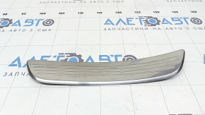 Накладка порога задняя левая наружная Mercedes W213 E 300/350 17-23 хром, царапины