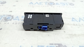 USB HUB, SD Mercedes W213 E 300/400/450/53/63 17-18 царапины