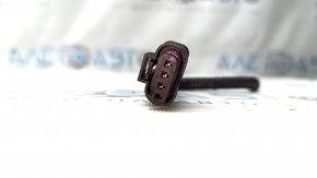 Un cip pentru motorul actuatorului jaluzelelor Subaru Forester 25-26.