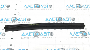 Уплотнитель двери задней левой Subaru Forester 25-26 нижний, большой