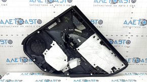 Panou ușă spate stânga Subaru Forester 25-26, negru cu inserție din material textil gri, cotieră din cauciuc gri, zgârieturi