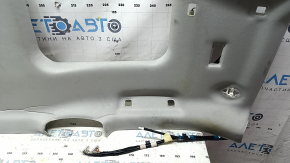 Tapițerie plafon gri Toyota Highlander 20-22 cu trapă, cu guri de aerisire, zgârieturi, cute, necesită curățare chimică, se decojește