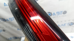 Фонарь внутренний дверь багажника левый Toyota Highlander 20-23 LED, царапины