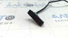 Кнопка открытия двери багажника Subaru Forester 25-26