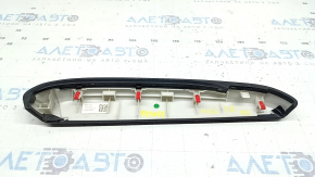 Ornamente consolă centrală Toyota Highlander 20-26, partea dreaptă sus, piele neagră, zgârieturi