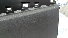 Ornamente negre pentru consola centrală Toyota Highlander 20-26, stânga jos, zgârieturi