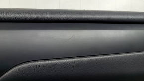 Panou ornamental ușă, față dreapta, Toyota Highlander 20-26, piele neagră, XLE, XSE, inserție neagră, cotiera din piele neagră, zgârieturi