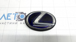 Emblema logo-ului Lexus pe hayonul modelului Lexus UX250h 19-22