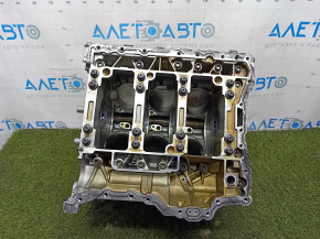 Блок цилиндров Audi Q7 2016 - 2026, видно состояние сзади
