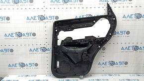 Обшивка двери карточка задняя левая Mazda CX-5 17-25 черная с черной вставкой кожа, подлокотник кожа черный, молдинг серый, с ручкой, , потерта