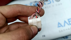 Ansamblu oglindă retrovizoare dreapta pentru Lexus UX200 UX250h 19-24V, 7 pini, semnalizator, fără memorie, cu BSM, roșu și negru, uzat, ciobit pe crom