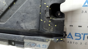 Protecție partea inferioară stângă pentru Mercedes W213 E 17-23: crăpături, fracturi, fragmente lipsă