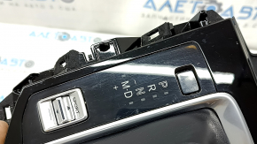 Накладка шифтера АКПП Mazda CX-5 22-25 с кнопкой Sport, царапины